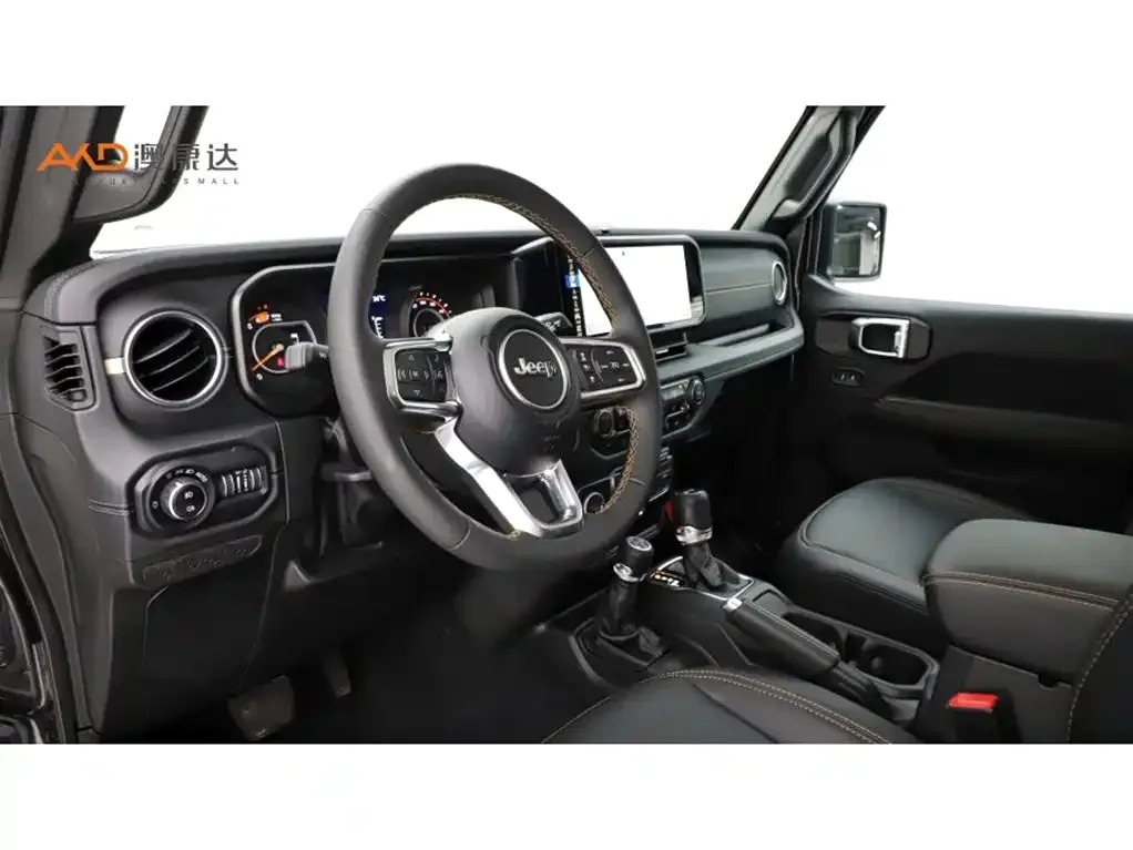 Jeep Wrangler — фото 10
