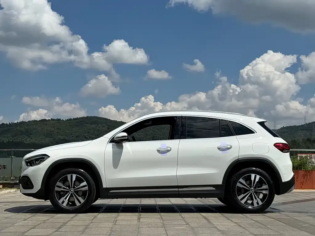 Mercedes-Benz GLA — фото 3