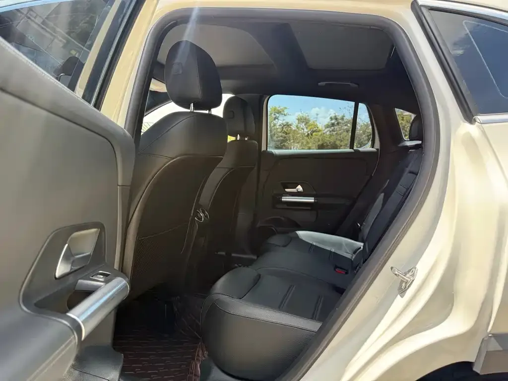 Mercedes-Benz GLA — фото 2