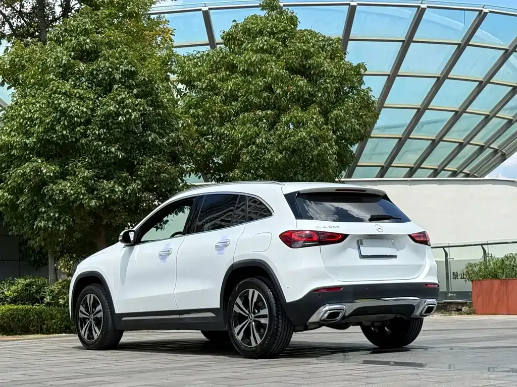 Mercedes-Benz GLA — фото 5