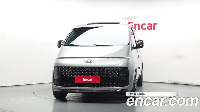 Hyundai Staria — фото 2