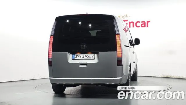 Hyundai Staria — фото 4