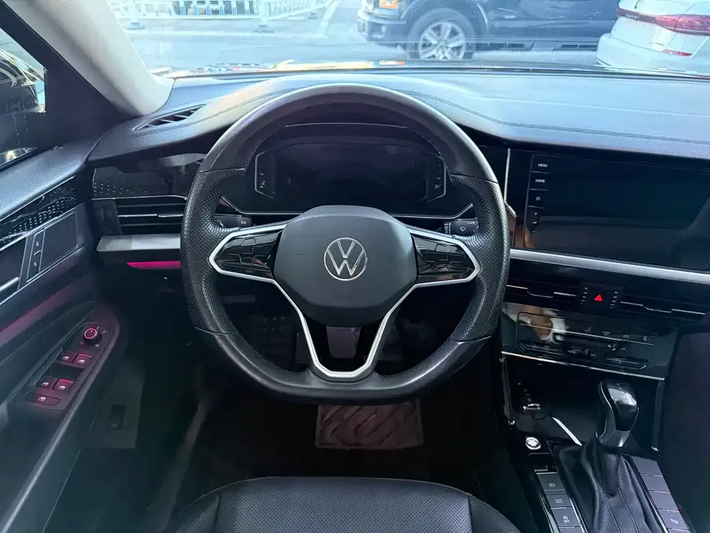 Volkswagen Passat — фото 6