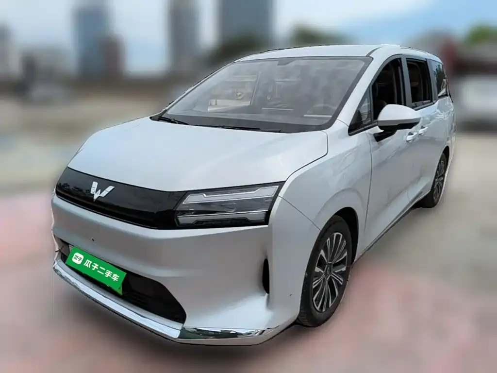 Wuling Xingguang 730 New Energy — фото 1