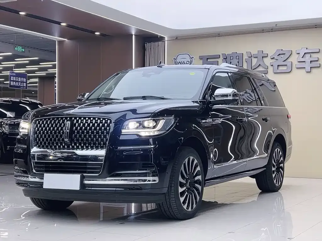 Lincoln Navigator — фото 1