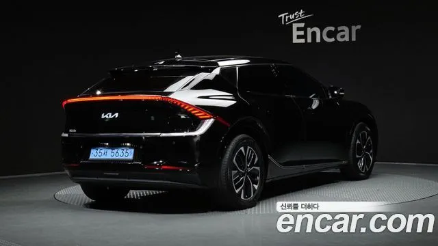Kia EV6 — фото 4