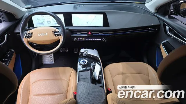 Kia EV6 — фото 8