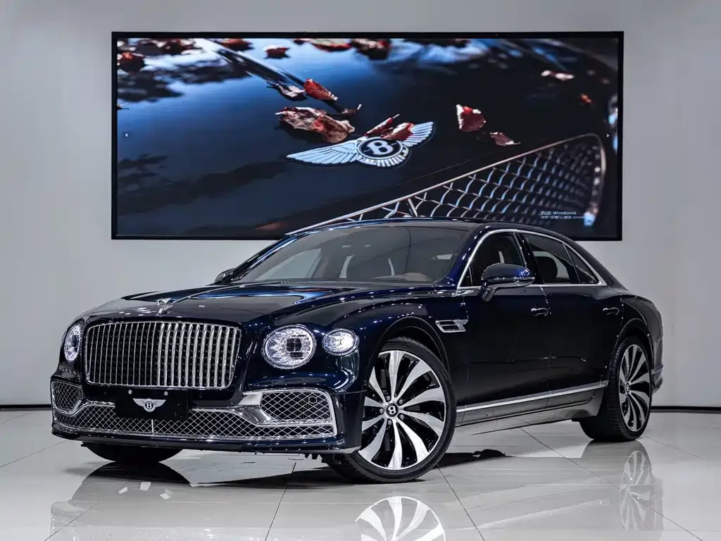 Bentley Flying Spur — фото 1