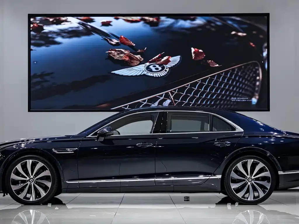 Bentley Flying Spur — фото 6