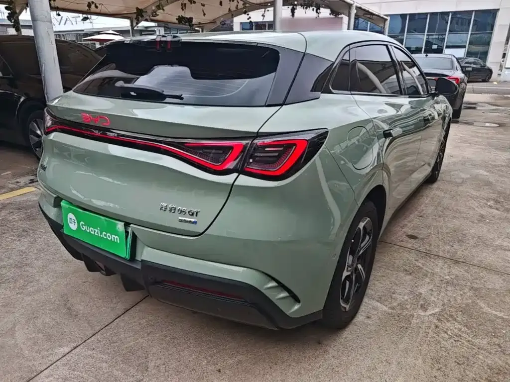 BYD Seal 06GT — фото 3