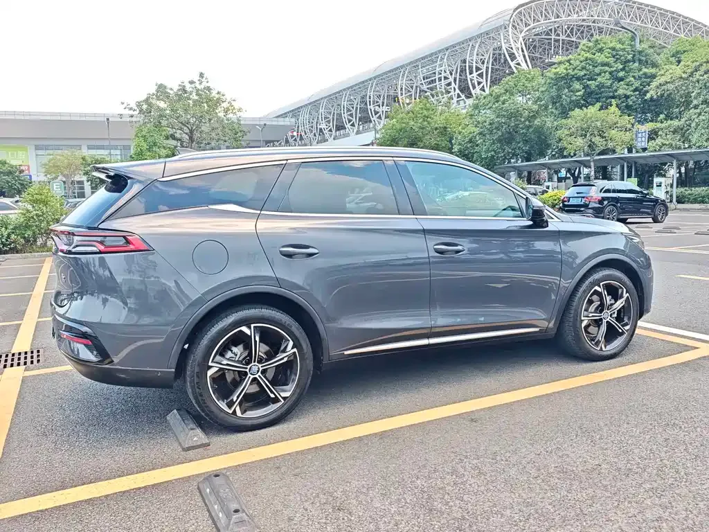 BYD Tang New Energy — фото 10