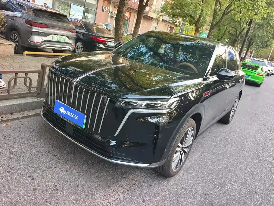 Hongqi Hongqi HS6 PHEV — фото 1