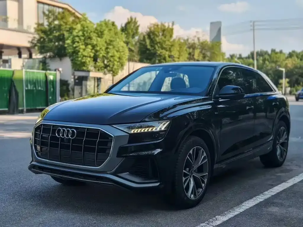Audi Q8 — фото 4