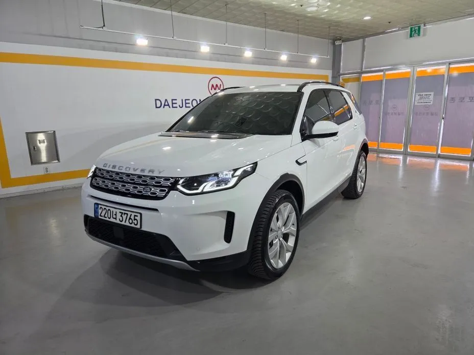 Land Rover Discovery Sport — фото 1