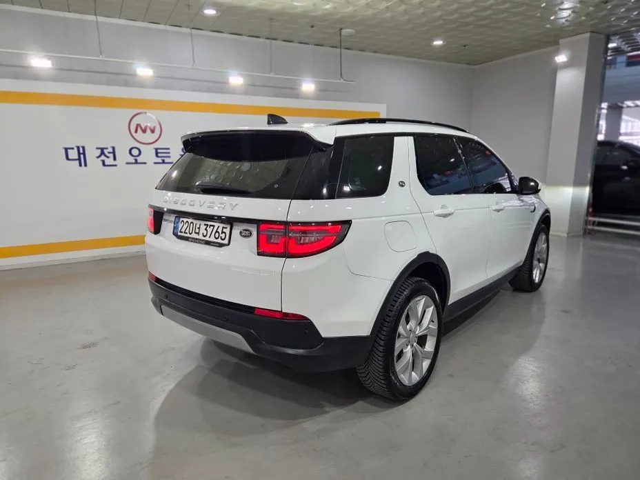 Land Rover Discovery Sport — фото 3