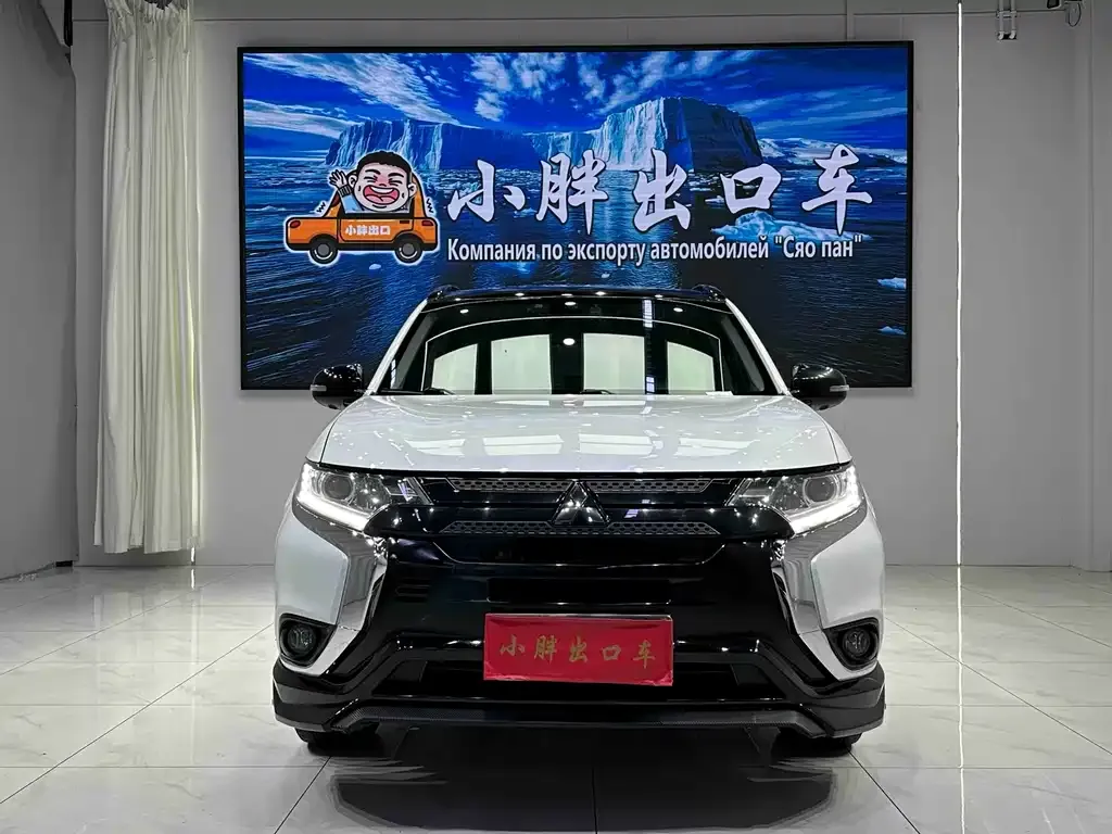 Mitsubishi Outlander — фото 9