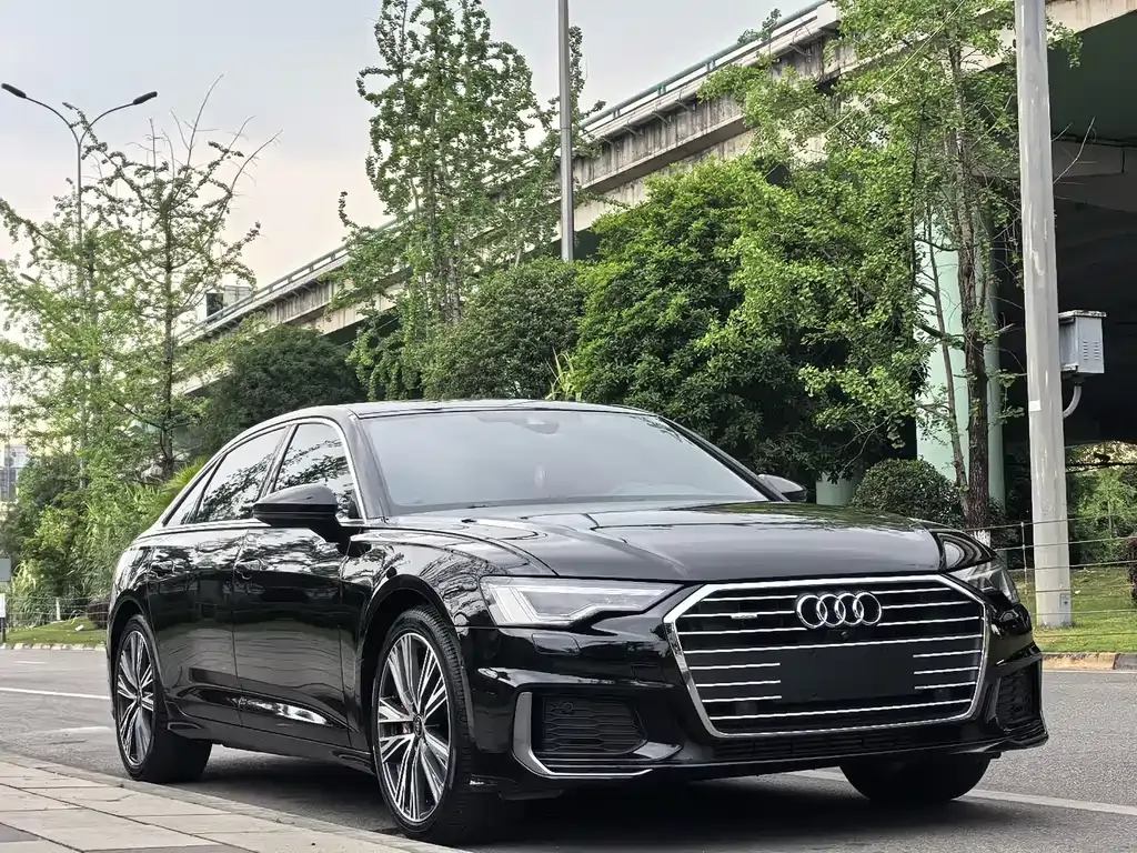 Audi A6L — фото 9