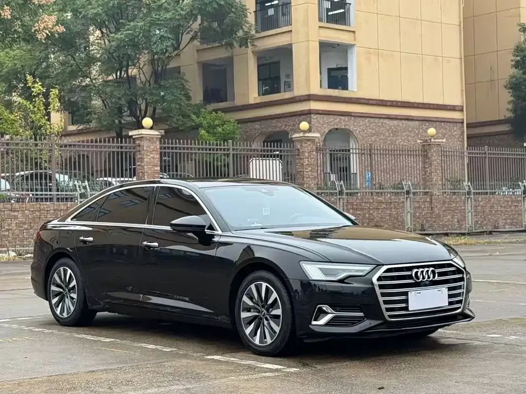Audi A6L — фото 6