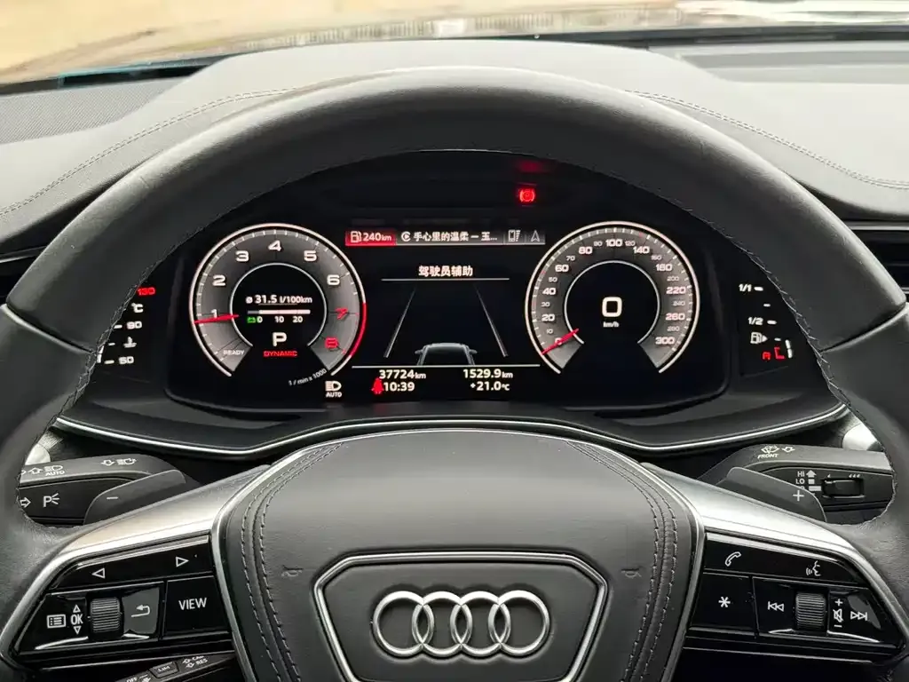 Audi A6L — фото 5