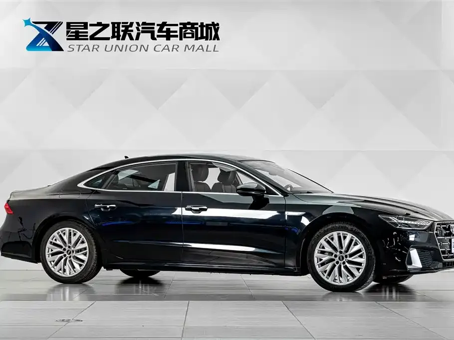 Audi A7L — фото 10