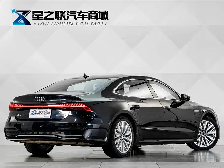 Audi A7L — фото 7