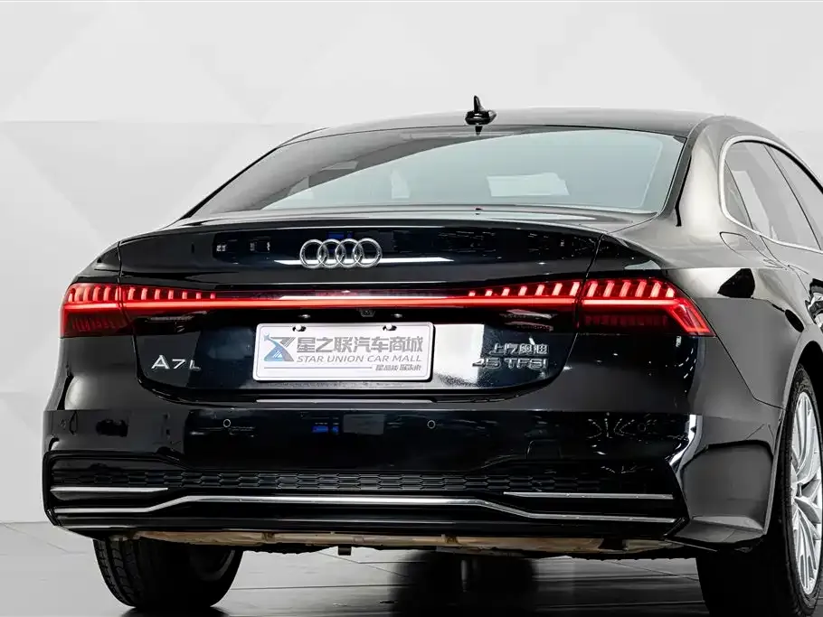 Audi A7L — фото 5