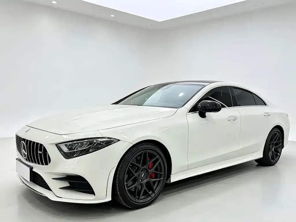 Mercedes-Benz CLS — фото 1