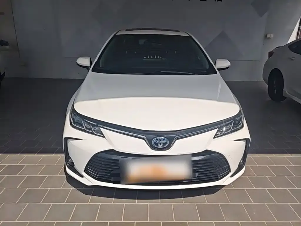 Toyota Corolla — фото 3