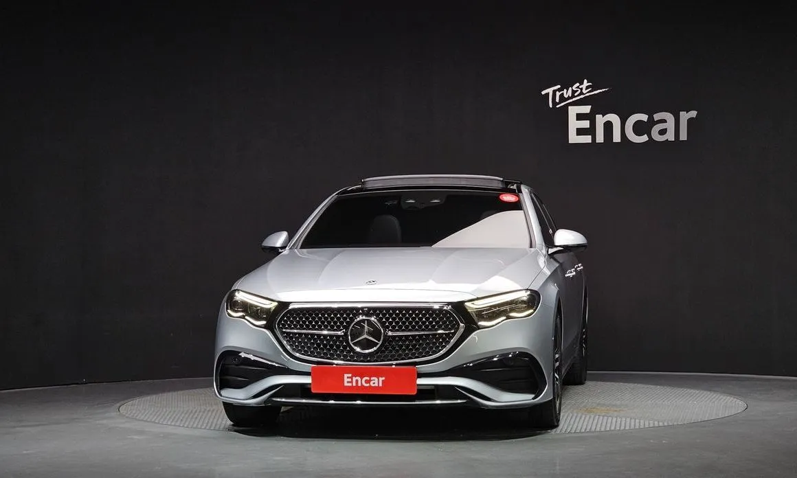Mercedes-Benz E-Class — фото 2