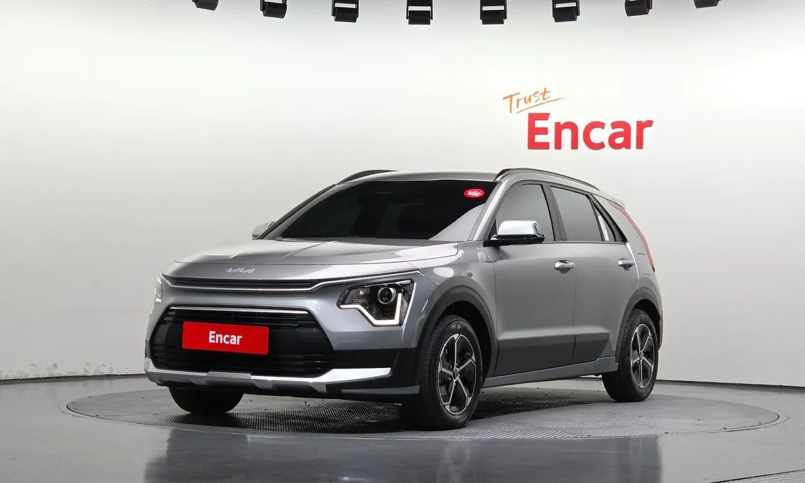 Kia Niro — фото 1