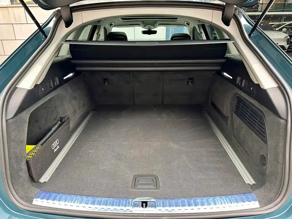 Audi A6 (Import) — фото 7