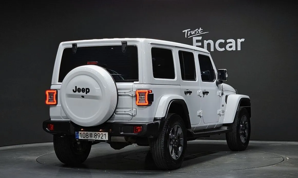 Jeep Wrangler — фото 5