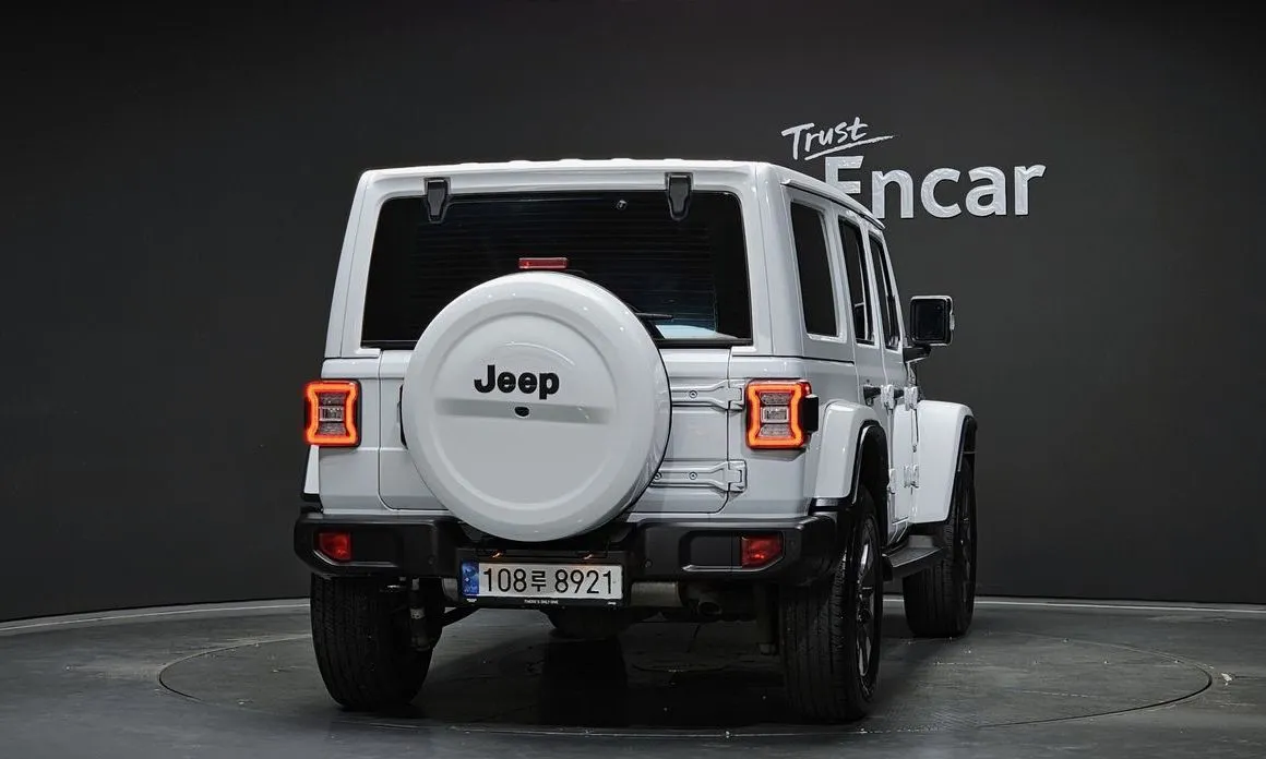 Jeep Wrangler — фото 3