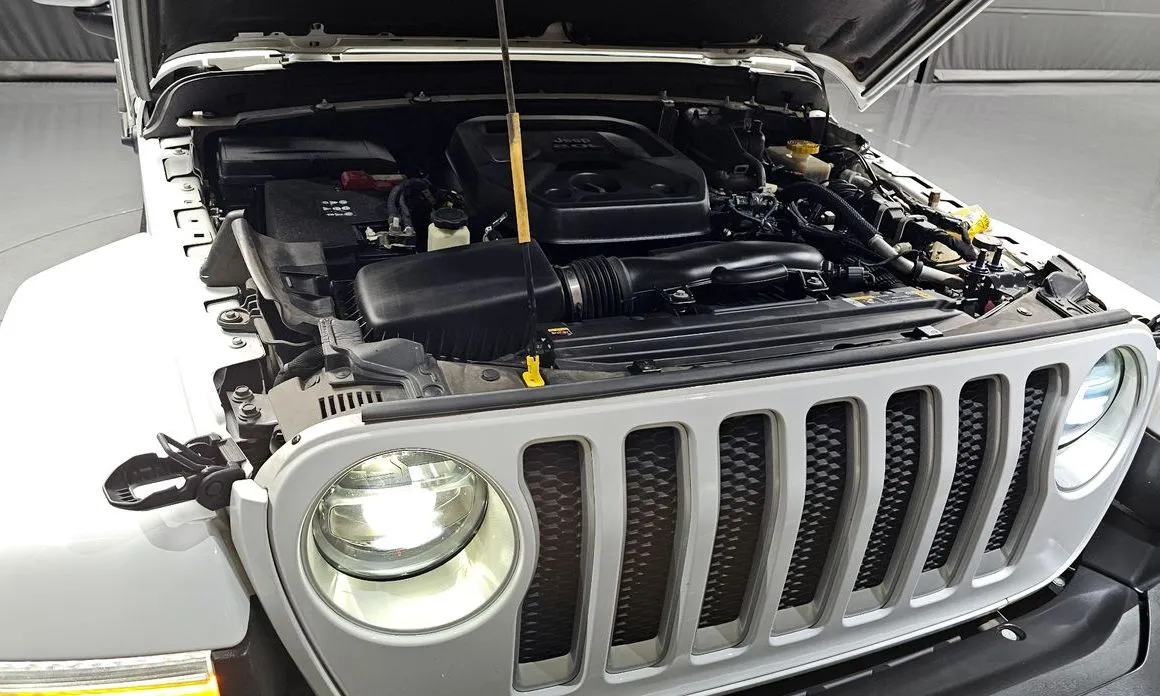 Jeep Wrangler — фото 8