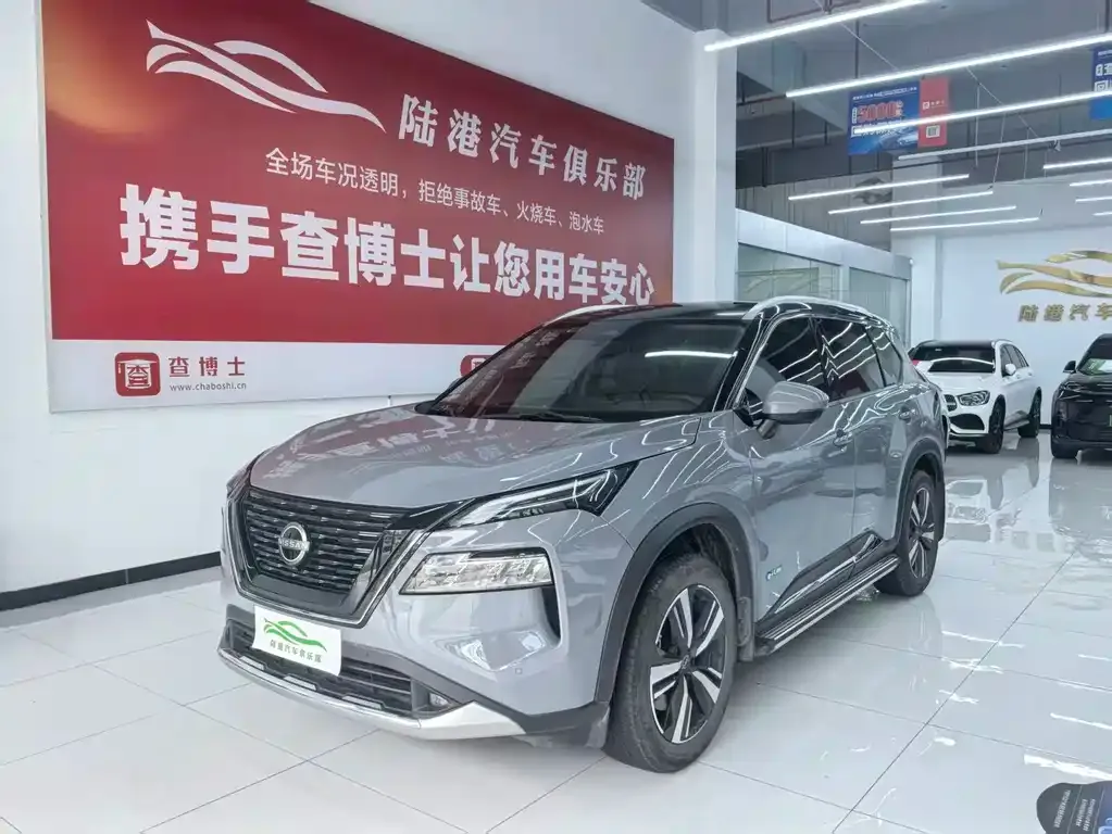 Nissan X-Trail — фото 1