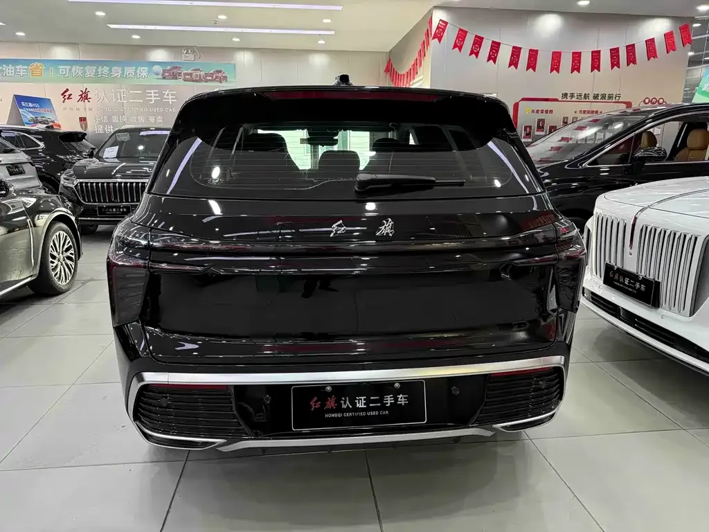 Hongqi HS3 PHEV — фото 4