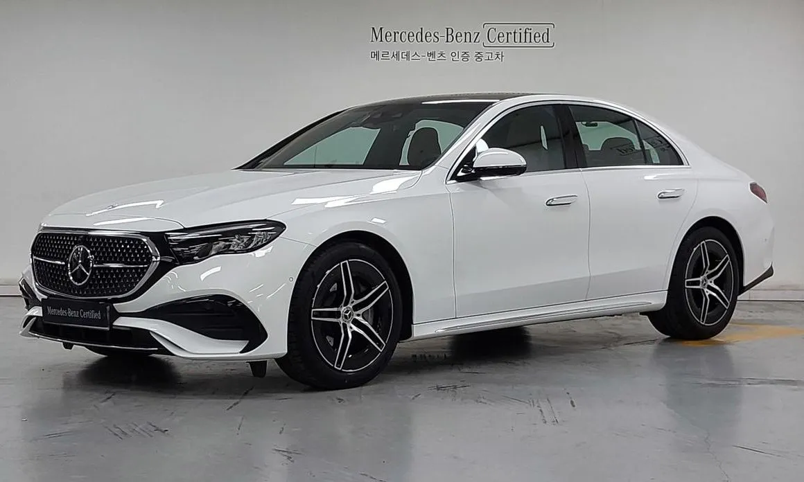 Mercedes-Benz E-Class — фото 1