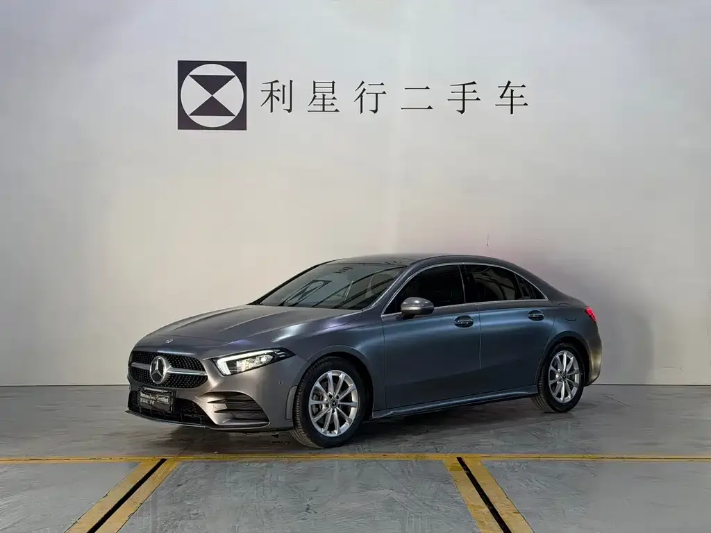 Mercedes-Benz A-Class — фото 1