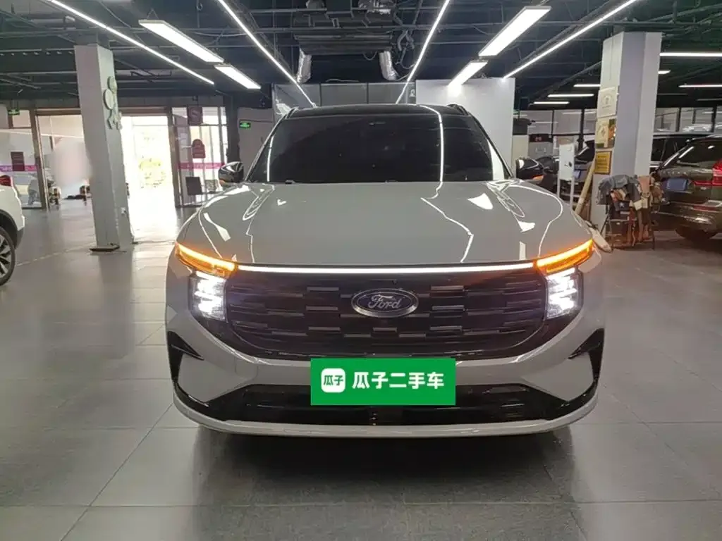 Ford Edge — фото 2