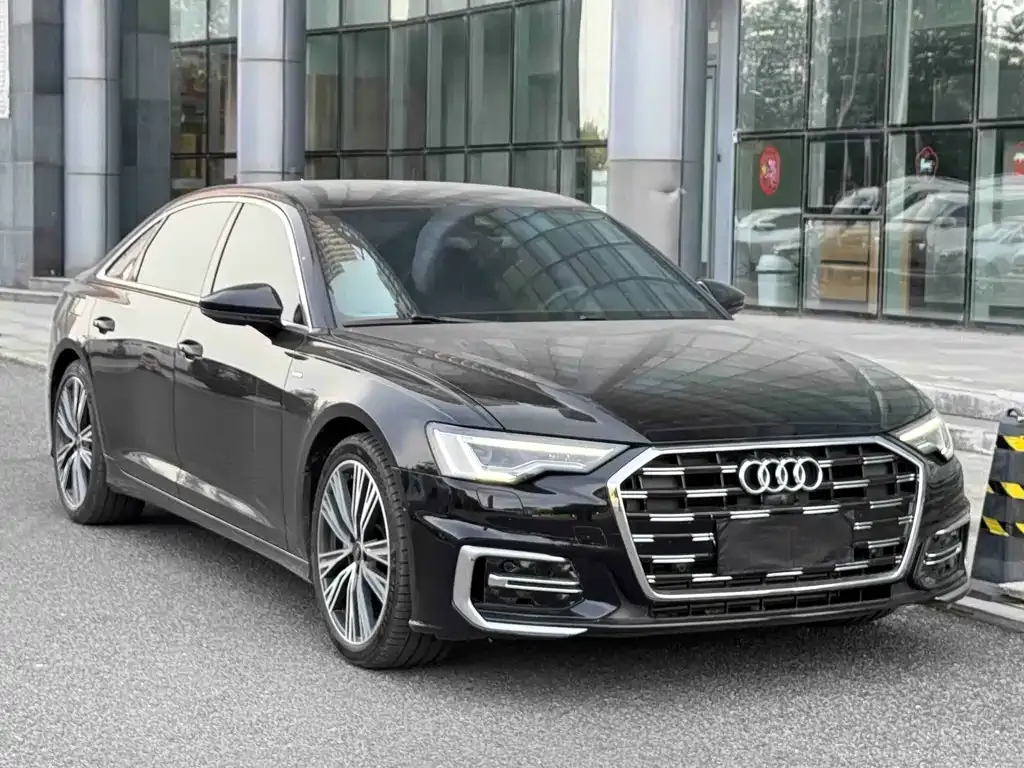 Audi A6L — фото 2
