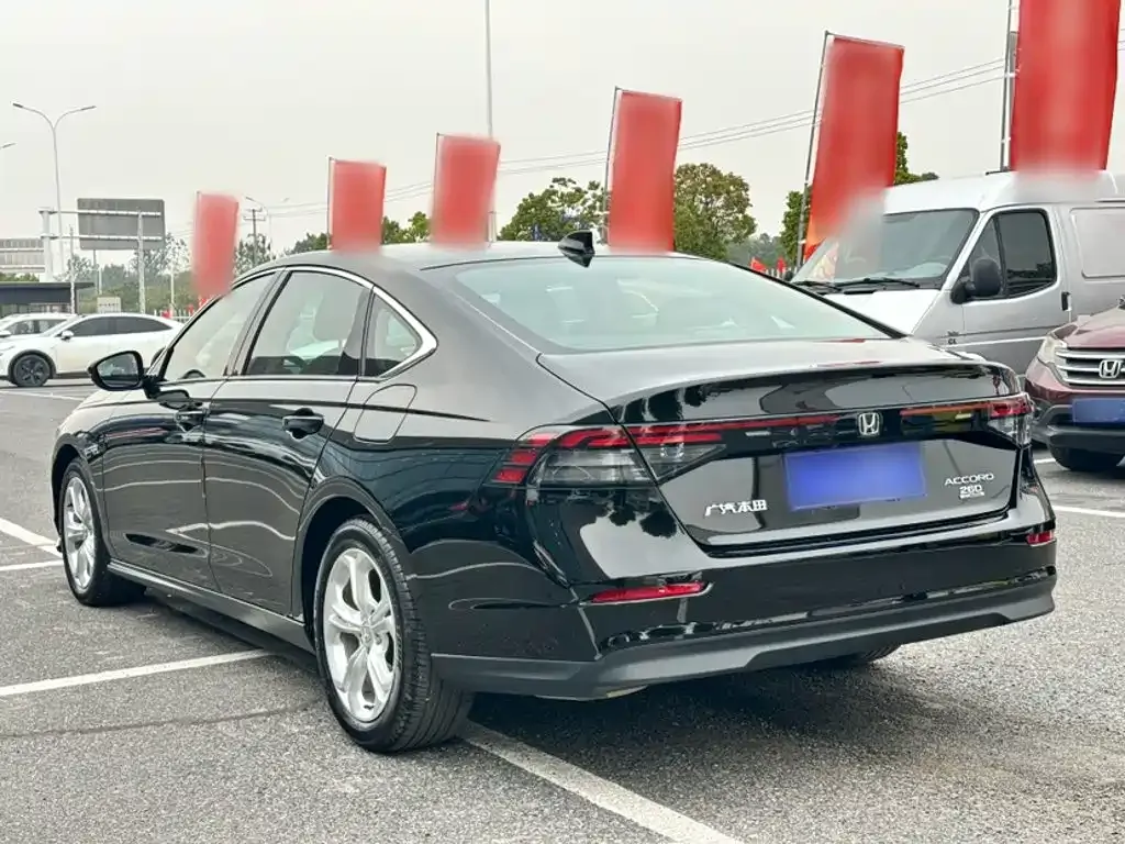 Honda Accord — фото 4