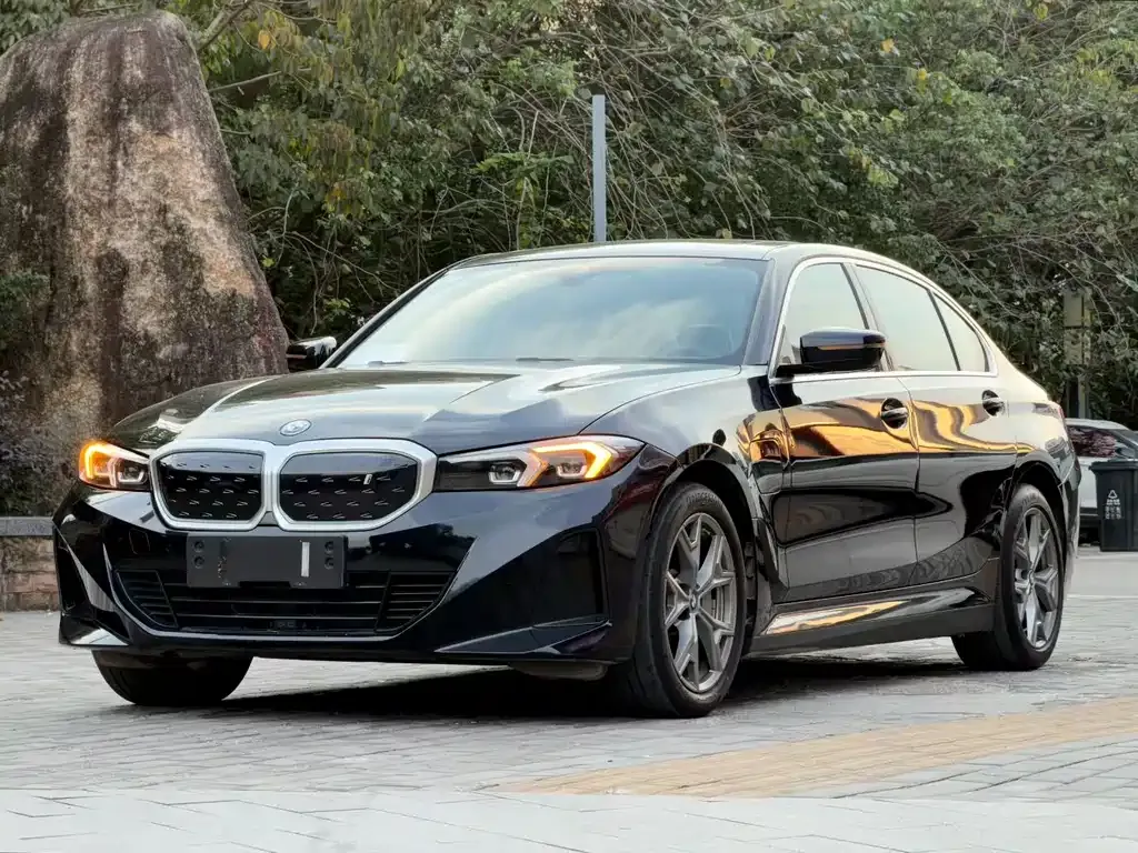 BMW i3 — фото 1