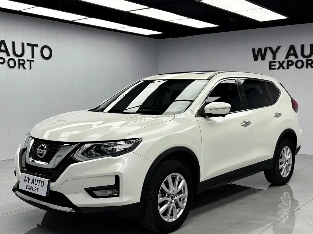 Nissan X-Trail — фото 1