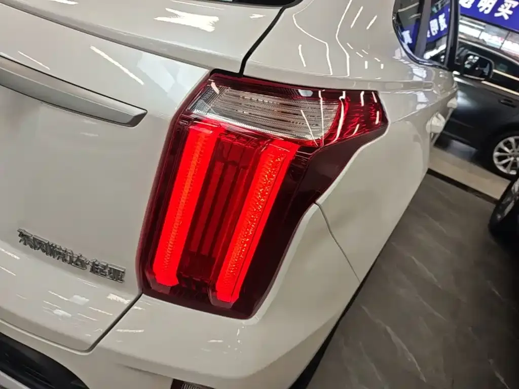 Kia Sportage — фото 6