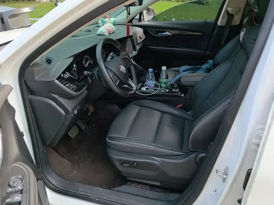 Buick Envision Plus — фото 8