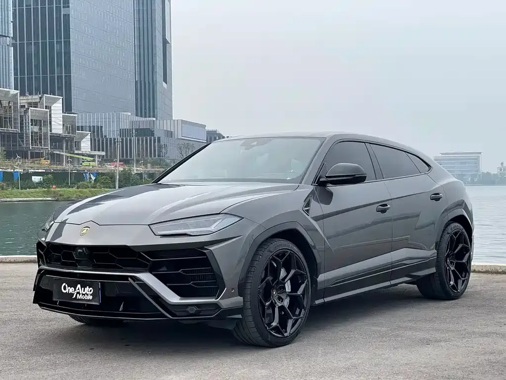 Lamborghini Urus — фото 7