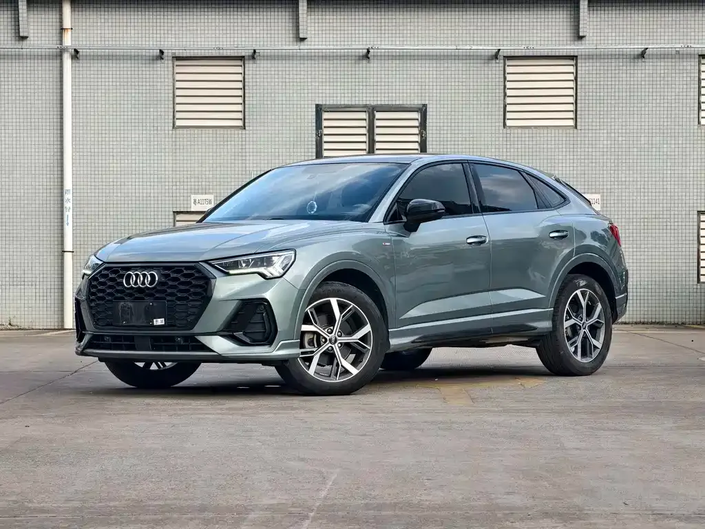 Audi Q3 Sportback — фото 7