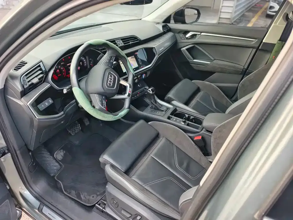 Audi Q3 Sportback — фото 3