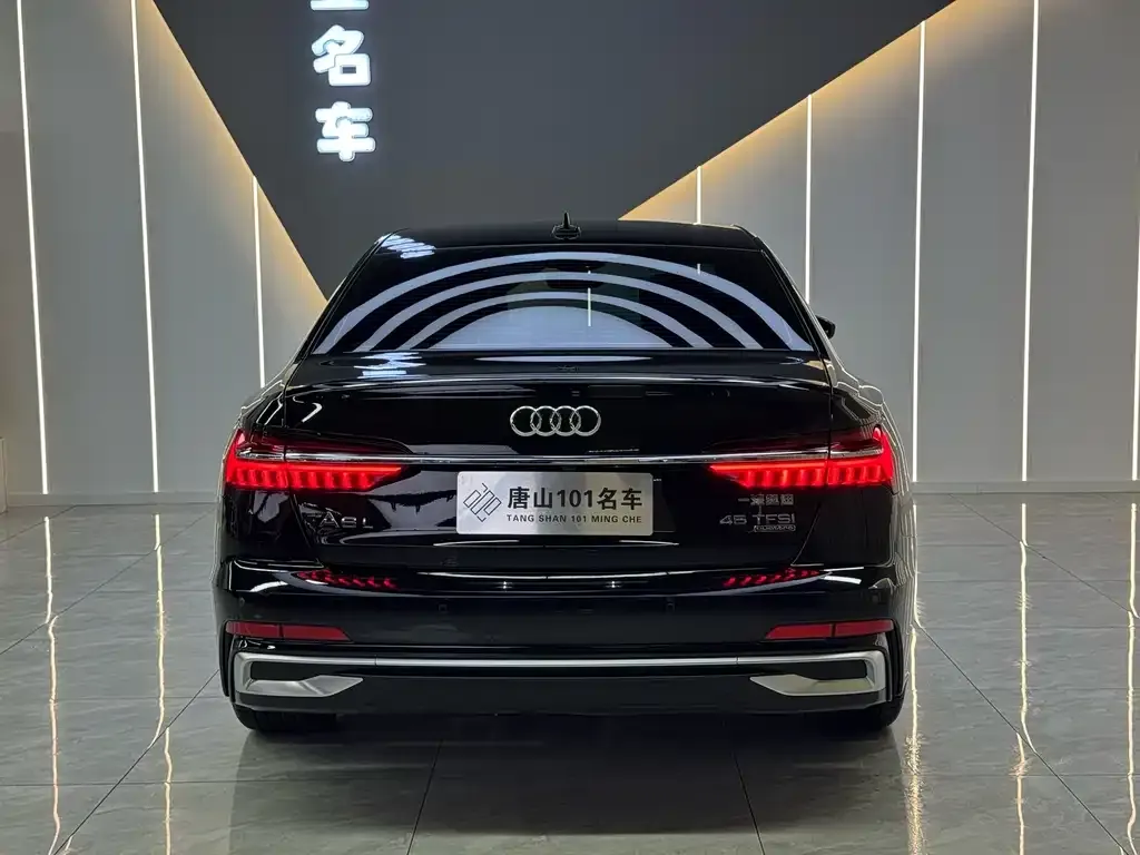 Audi A6L — фото 5