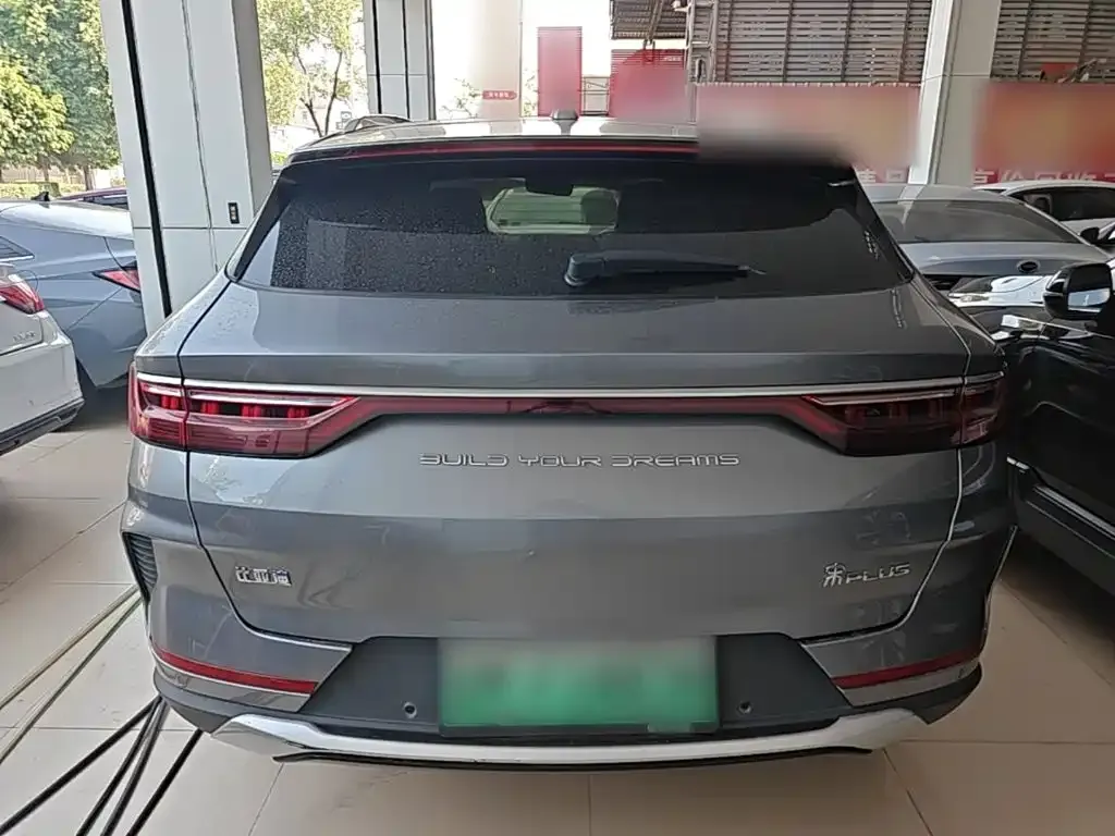 BYD PLUS New Energy — фото 4